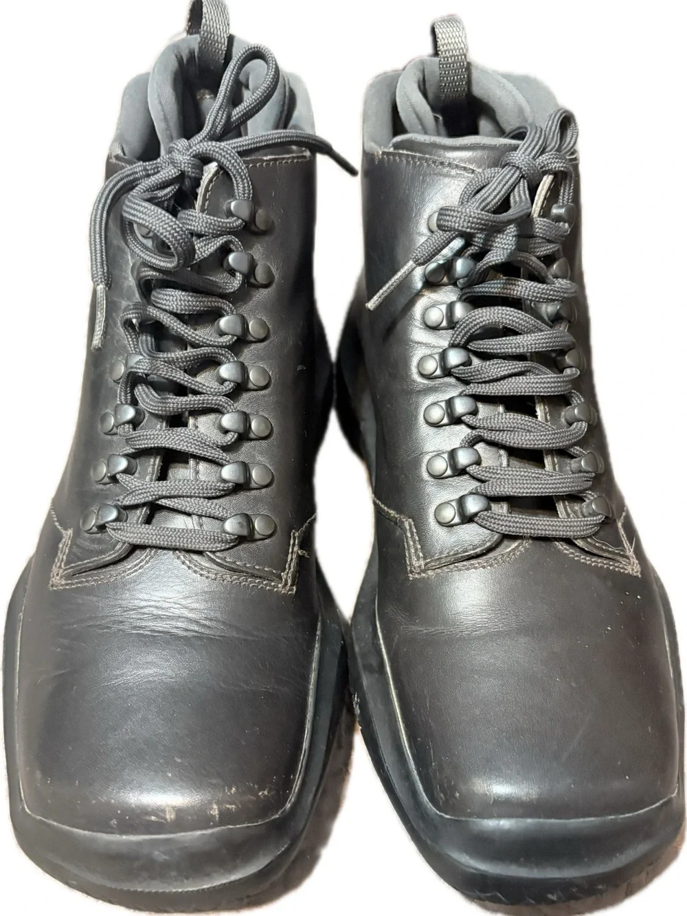 Prada Men’s vintage Boots US 8 UK 7 Black Leather Square Toe, Derby